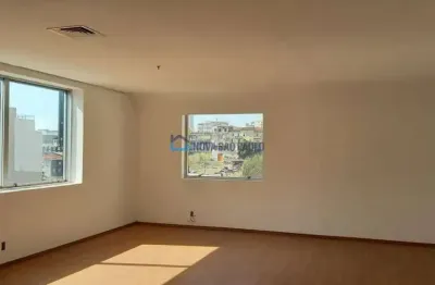 Conjunto comercial 64m2. 2 vagas. vista livre. aclimação