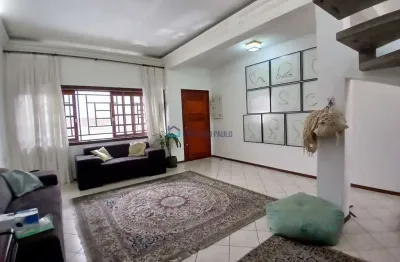 Casa Assobradada  m2, residencial e comercial , 2vagas , 4 suítes Metrô Saúde