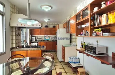Casa de vila no planalto paulista, com portaria 24 horas com controle de acesso!