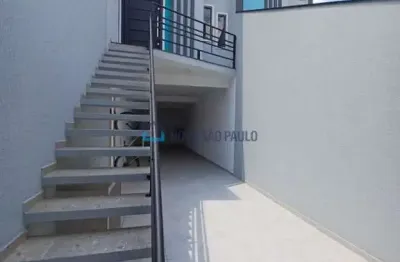 Casa com 2 quartos à venda na Rua Alfredo Bocci, --, Jardim Patente Novo, São Paulo