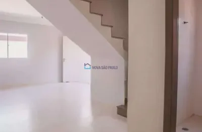 Sobrado 220m², 2 dormitório, 2 vagas. metro conceição!