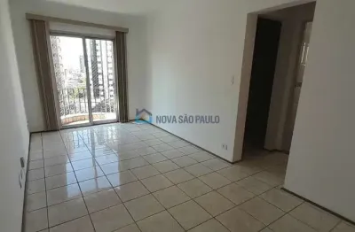 Apartamento próximo ao metrô saúde - 1 dormitório com sacada