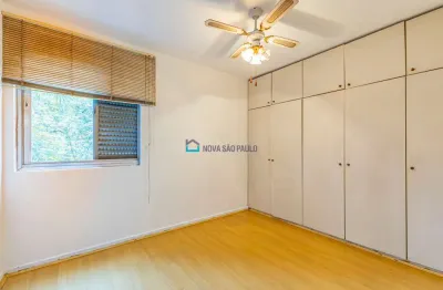 Apartamento com 2 quartos à venda na Alameda dos Guaramomis, --, Moema, São Paulo