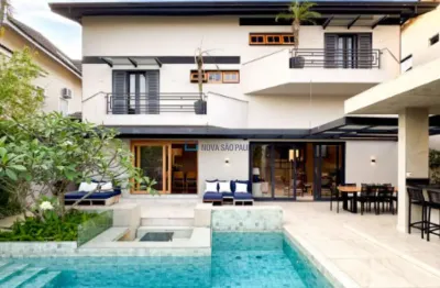 Casa de condomínio à venda com 385m², 4 quartos e 9 vagas