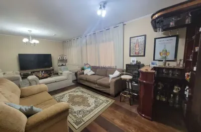 Sobrado a venda no planalto paulista - rua tranquila, próximo ao comércio do bairro