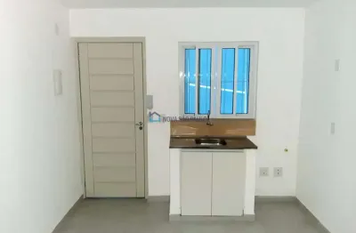 Kitnet à venda, com 1 dormitório e 1 banheiro, na vila monumento