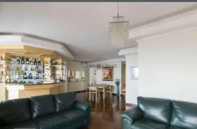 Apartamento com 139m2 na região da saúde, com 3 dormitórios sendo 1 suíte e 2 vagas