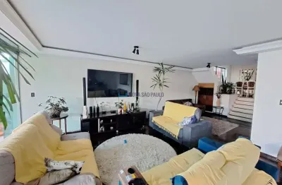 Casa com 6 quartos à venda na Rua Itaguara, --, Cidade Vargas, São Paulo