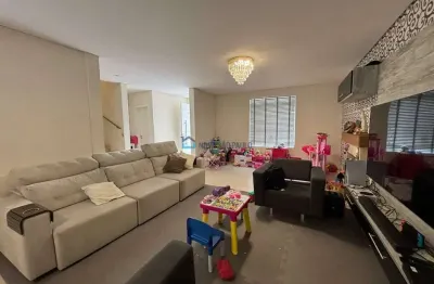 Casa em condomínio fechado com 4 quartos à venda na Rua Agudos, --, Vila Monumento, São Paulo