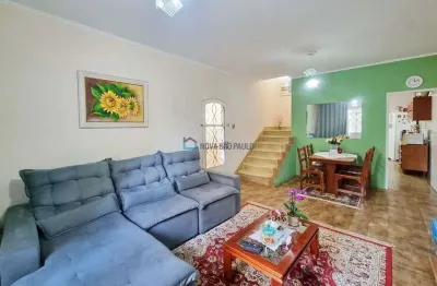 Casa à venda, com 4 quartos, 1 suíte, 3 vagas, 240 m², na vila mariana
