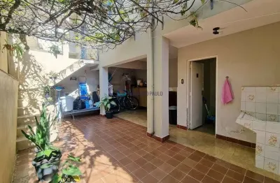 Casa à venda, com 4 quartos, 1 suíte, 3 vagas, 240 m², na vila mariana
