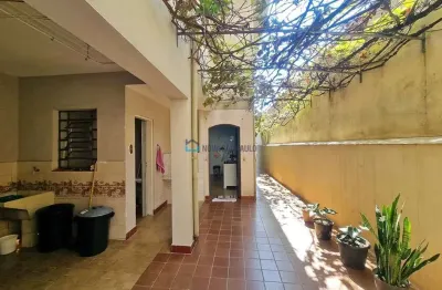 Casa à venda, com 4 quartos, 1 suíte, 3 vagas, 240 m², na vila mariana
