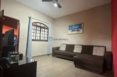 Casa com 3 quartos à venda na Rua Nina Rodrigues, --, Ayrosa, Osasco