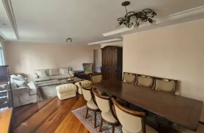 Apartamento a venda de três dormitórios, com 170m², na bela vista