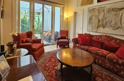 Casa em condomínio fechado com 4 quartos à venda na Pç Renzo Pagliari, --, Cidade Jardim, São Paulo