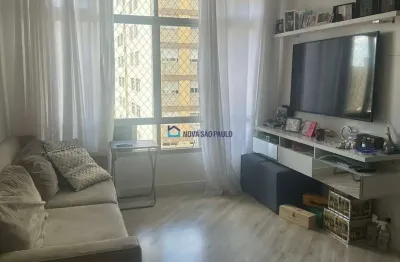 Apartamento recém reformado - 02 quartos - 01 vaga.