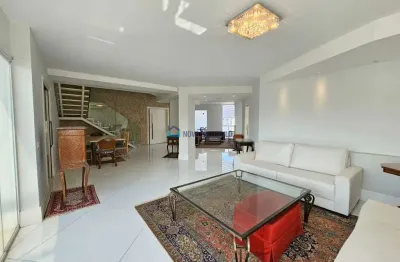 Cobertura duplex a venda na vila nova conceição!  3 quartos, 3 suítes !  única !