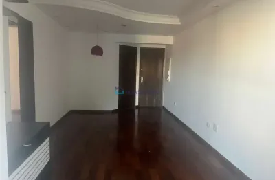 Apartamento à venda com 3 quartos próximo do metrô santa cruz