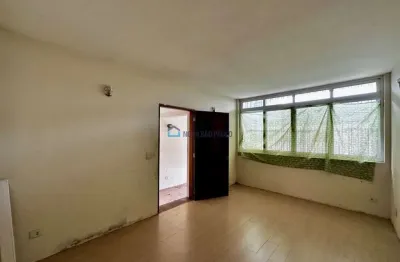 Seu novo lar com 4 quartos e 2 vagas próximo ao metrô