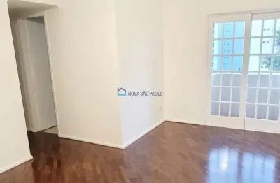 Apartamento a venda com 2 quartos e 2 banheiros ,  1 vaga, a 15 min do shopping vila olimpia
