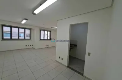 Conjunto comercial à venda na vila clementino com 35,50 m² de área útil e 1 vaga de garagem.