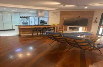 Apartamento a venda em moema pássaros . 4 dormitórios (1 suíte) . 4 banheiros . 2 vagas . 148 m2