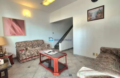 Casa com quintal, 3 dormitórios, 3 vagas próximo ao metrô são judas e  saúde!