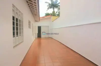 Casa de 320m², 03 dormitórios, 01 suíte, 03 vagas - moema pássaros
