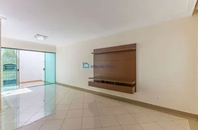 Casa com 3 quartos à venda na Rua Embaixador Raul Garcia, --, Bosque da Saúde, São Paulo