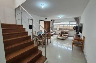 Sobrado à venda no jabaquara - 3 dormitórios, 1 suíte, 4 banheiros e 2 vagas