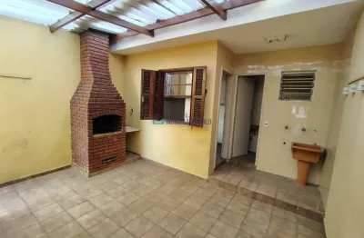 Sobrado 3 quartos com 1 suíte e 2 vagas com edícula e churrasqueira