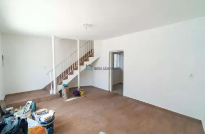 Sobrado 2 dormitorios, 2 vagas proximo ao metro jabaquara a venda