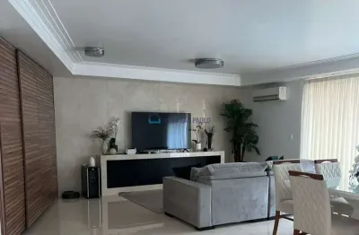Sobrado com 3 suítes, quintal e 8 vagas - jardim da saúde