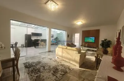 Sobrado em rua particular no planalto paulista portão fechado ! segurança e exclusividade.