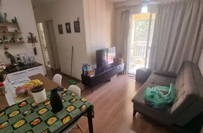 Apartamento 2 dormitórios, varanda,1 vaga, lazer de clube ! 20 min ônibus metrô saúde