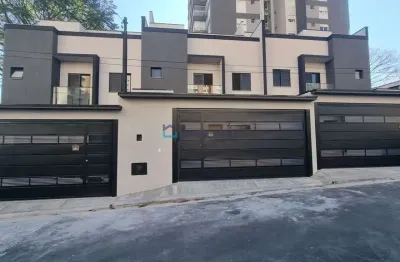 Sobrado triplex 150m², suíte, 2 vagas, área preparada pra gourmet/jacuzzi prox metrô alto ipiranga
