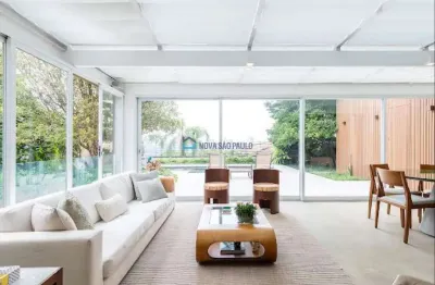 Casa de alto padrão, à venda, com 3 quartos, 3 suítes, 3 vagas, no jardim everest.