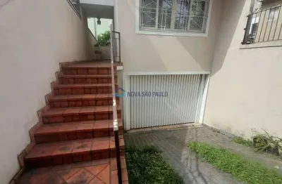 Casa à venda/ sáude/ 3 dormitórios, 5 vagas, próximo ao metrô saúde