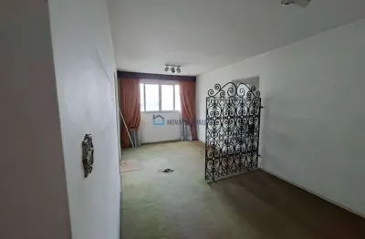 Apartamento à venda na vila clementino com 2 quartos e 1 vaga de garagem.