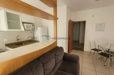 Apartamento com 1 dormitório e 1 vaga livre, próximo ao metrô praça da árvore.