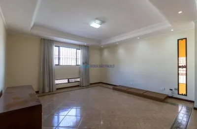 Casa com 3 quartos à venda na Rua dos Miosótis, --, Mirandópolis, São Paulo