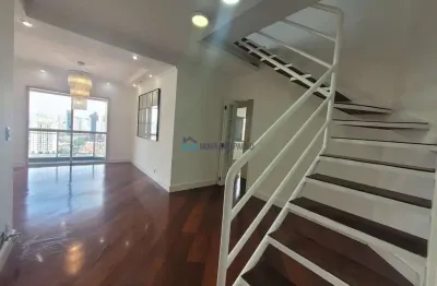 Cobertura duplex na saúde, próximo ao metrô são judas.