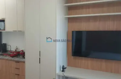 Studio mobiliado na vila mariana, a 400 metros do metrô santa cruz. e escola paulista de medicina !