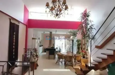 Casa à venda na Rua das Azaléas, --, Mirandópolis, São Paulo