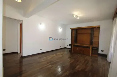 Casa 245m², 3 dormitórios sendo 1 suíte, 6 vagas, cidade vargas.