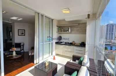 Aclimação, 3 dormitórios, suíte, 90 m² e varanda com ponto grill.