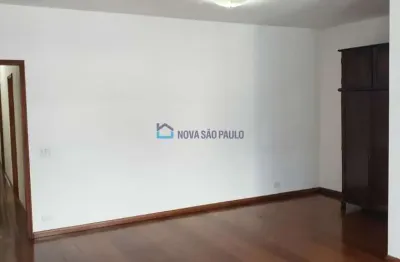 Casa com 4 quartos à venda na Rua dos Curupiás, --, Jabaquara, São Paulo