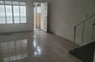 Sobrado a venda  - 2 dormitórios - 1 vaga - prox. aeroporto de congonhas.