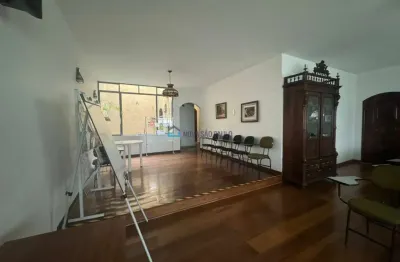 Sobrado localizado em mirandópolis com 3 suítes, 4 vagas e escritório