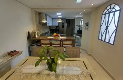 Casa com 3 quartos à venda na Rua do Piquete, --, Vila Monumento, São Paulo